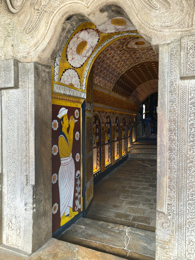 fresque du temple de la dent de kandy