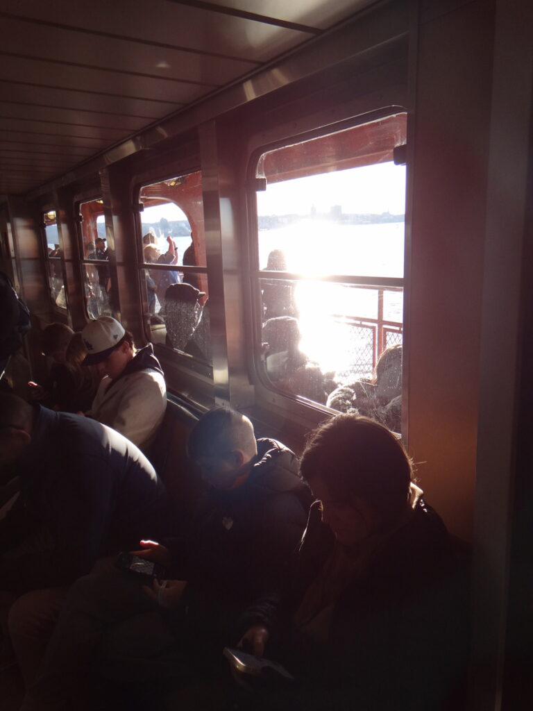 personnes dans le staten island ferry