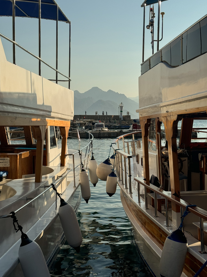 bateaux port antalya