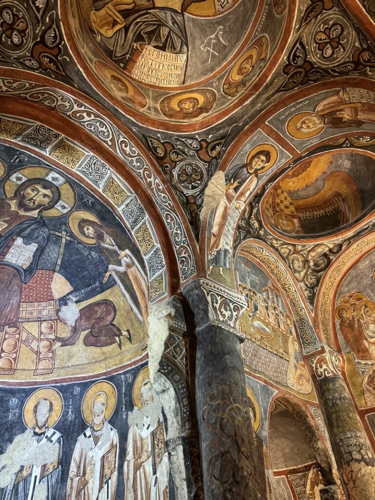 cappadoce detail de la dark church