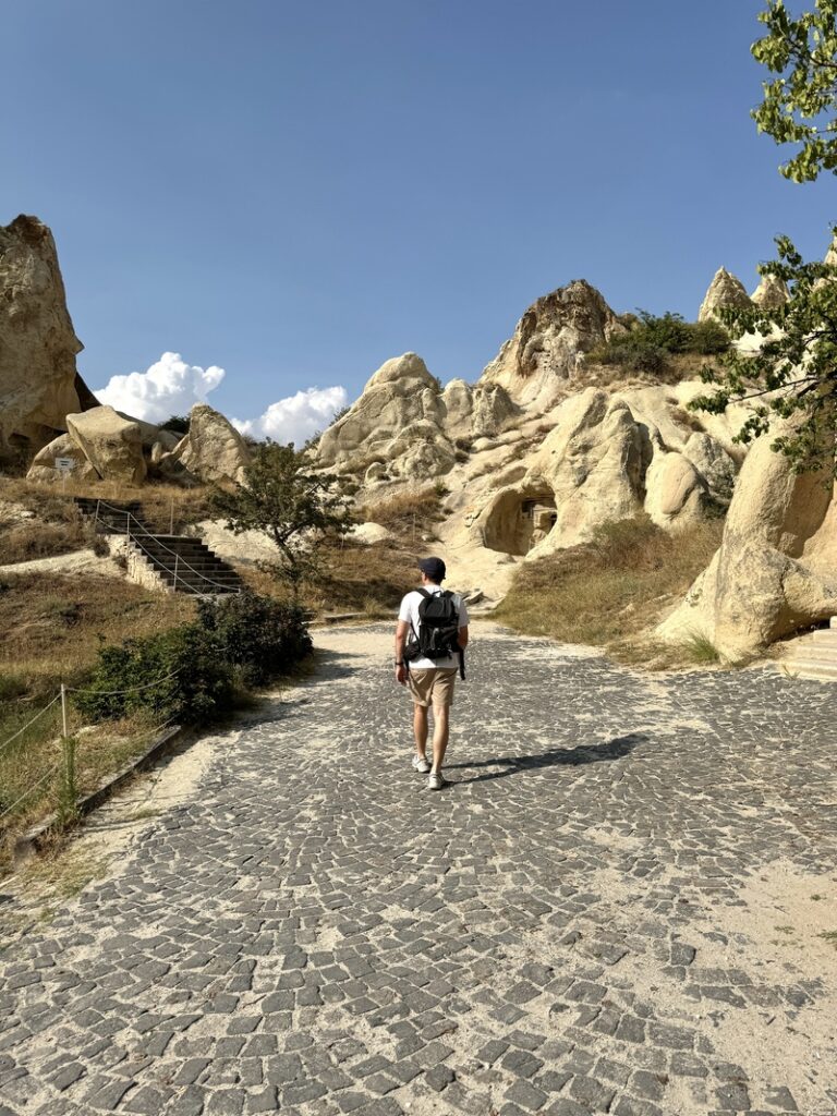 cappadoce musee a ciel ouvert de goreme marche