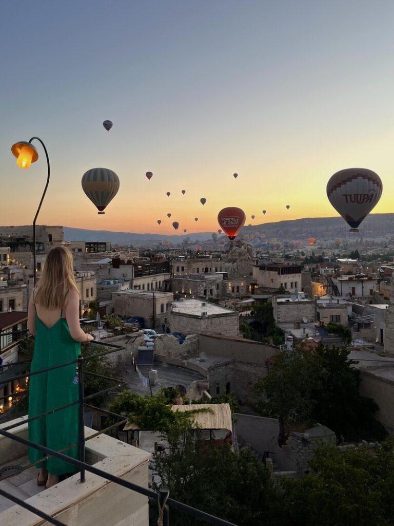 cappadoce observation des montgolfieres depuis goreme