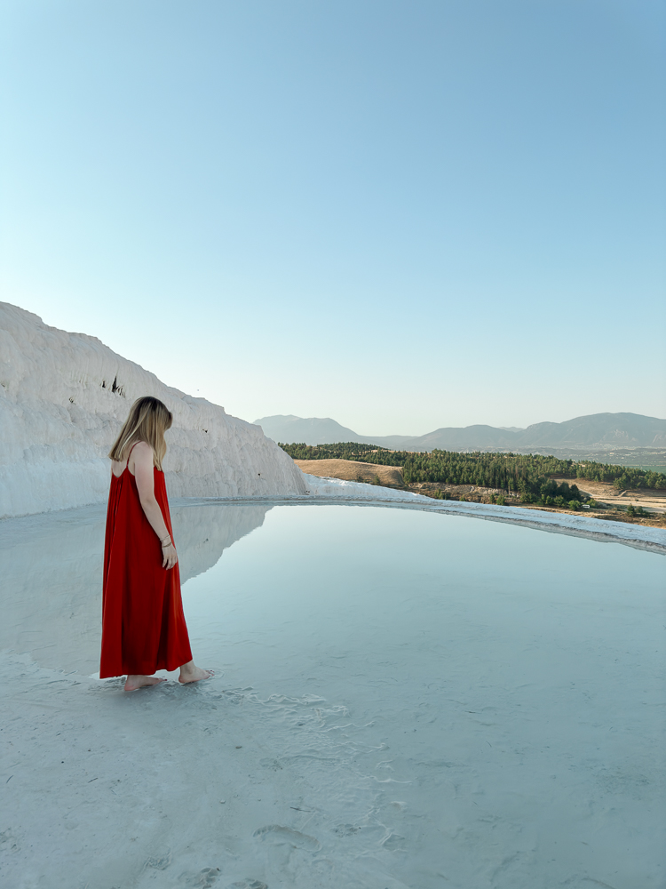 Julie bassin Pamukkale portrait